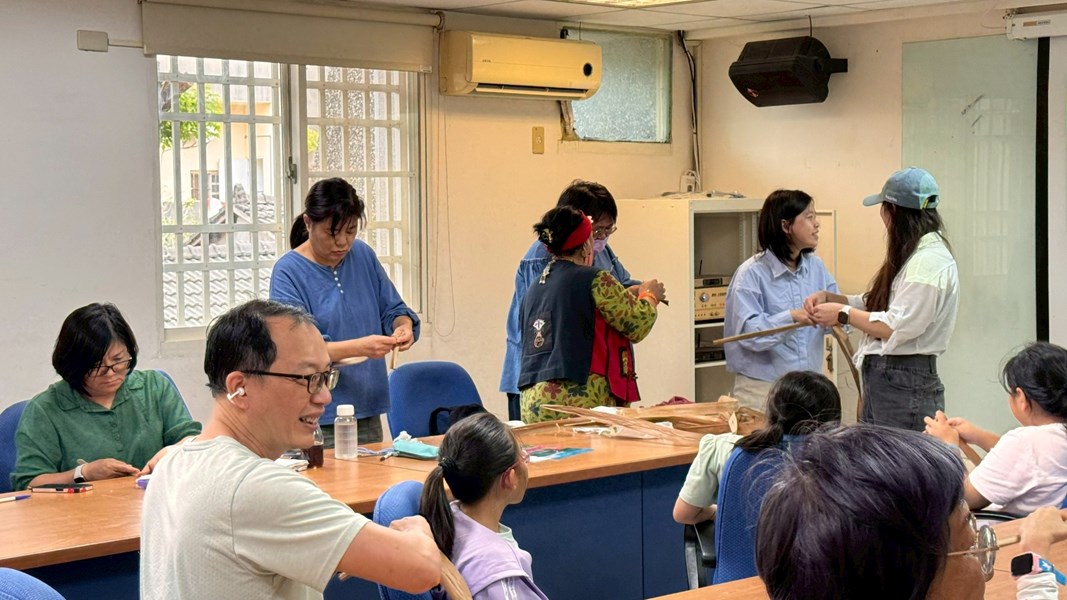 葉語的告白:月桃,在排灣的情詩裡_2